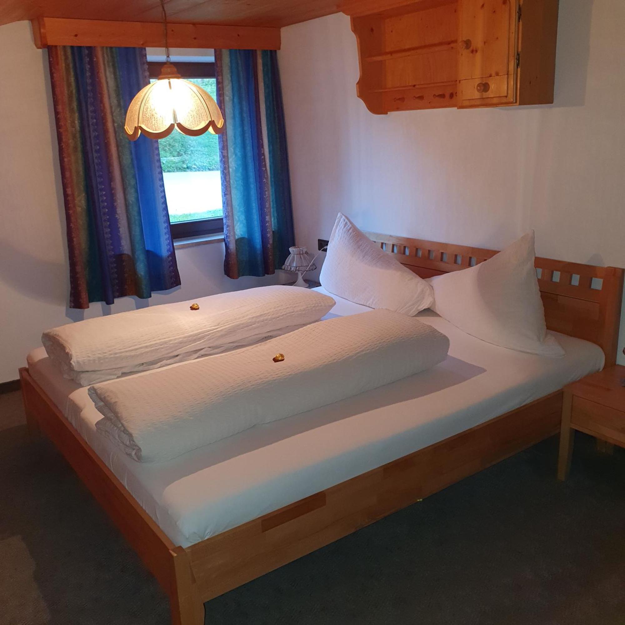 Pitztal Ferienwohnungen Sankt Leonhard im Pitztal Ruang foto